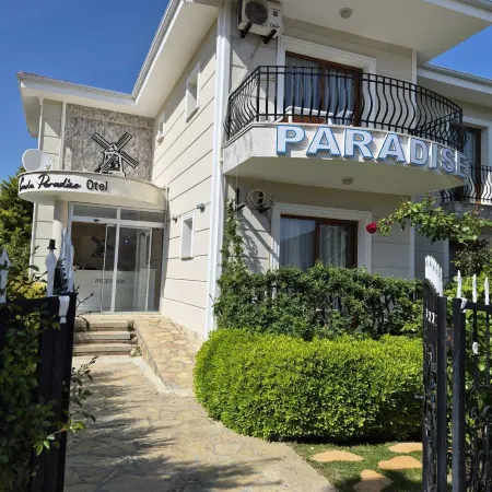 Cunda Paradise Otel