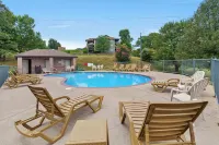 Retreat by Design - Resort Amenities