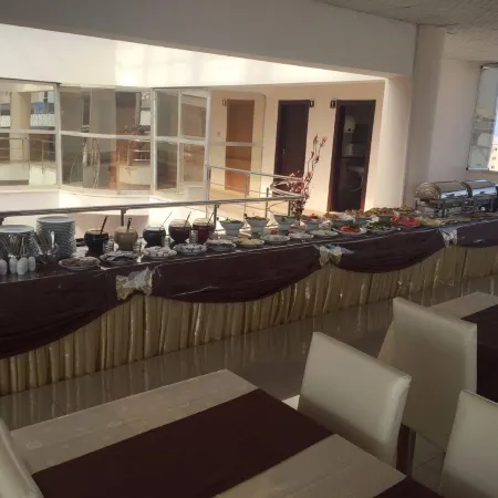 Dimet Park Hotel