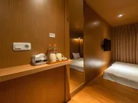 Kontena Hotel Hotels in Batu