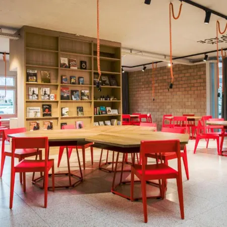 The Lab Hotel & Apartments