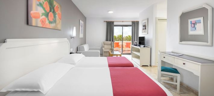 Elba Lucía Sport & Suite Hotel Hotele w: Maxorata