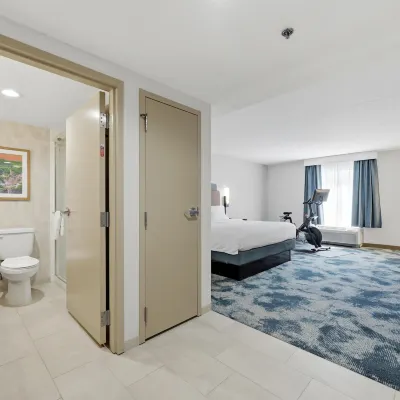 Hampton Inn Martinsburg South-Inwood - 2-Star