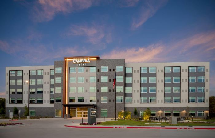 Cambria Hotel Fort Worth - Medical Center