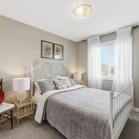 Modern Niagara Retreat 3Br Home Near Falls & Brock