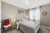 Modern Niagara Retreat 3Br Home Near Falls & Brock