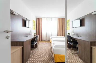 SLEEEP Hotel Vösendorf Отели в г. 