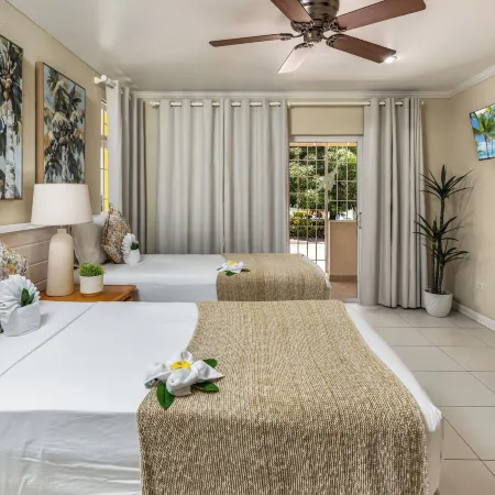 Adulo Apartments