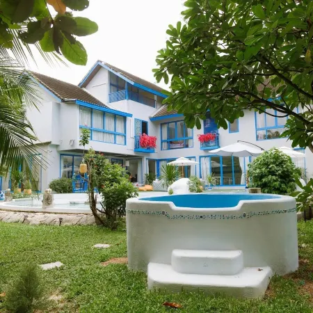 Private Pool Party Villa Games & Karaoke,