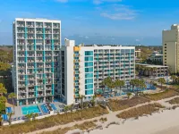Captain's Quarters Resort Hotels near Myrtle Waves