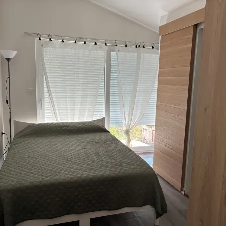 Air-Conditioned Cottage