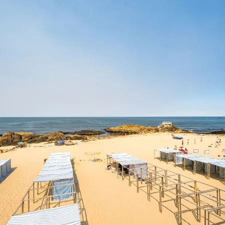 GuestReady-Luxury Beachfront Retreat