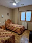 Hostal Valle de Tena - parking