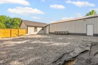 Enjoy Our 936sf Single-story Home With a Private Entrance - Alojamientos