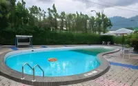 Three Eight Front One Boutique Batu Malang - piscina