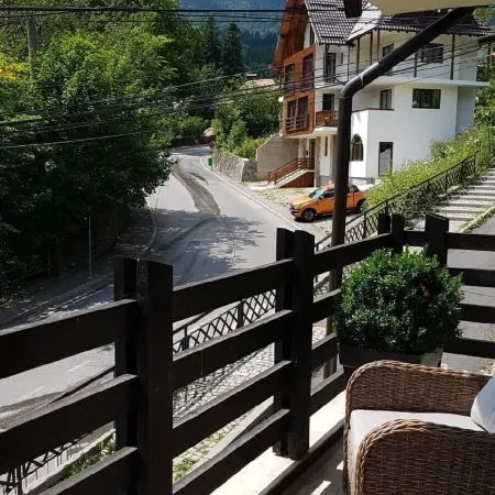 Casa Varful Cu Dor