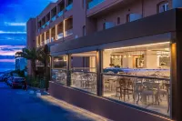 Mari Kristin Beach Hotel - Pet Friendly