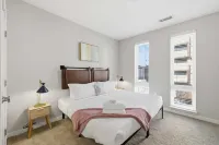 CozySuites at Artistry Indy - Holiday Apartments