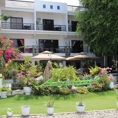 Angelyn's Dive Resort