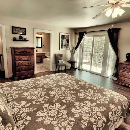 Candlewood Creek by Avantstay Pool + Fire Pit Quiet Paso Cul-de-sac