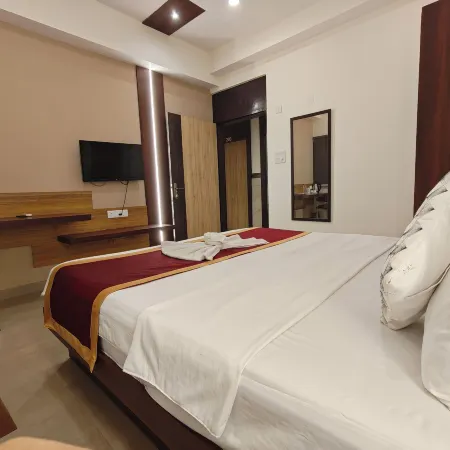 Royal Rooms and Banquet