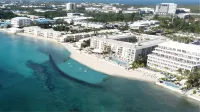 Grand Cayman Marriott Resort - con vistas al mar