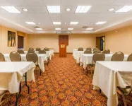 Comfort Suites - 2-Star