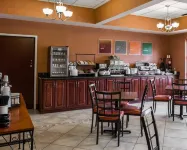 Comfort Inn & Suites Lumberton Central I-95 - breakfast