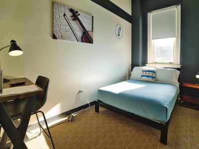 HI Chicago Hostel