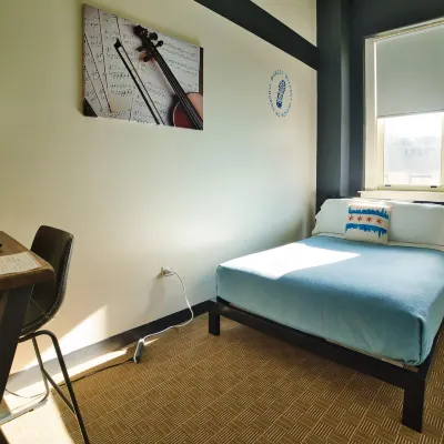 HI Chicago Hostel Hotels near Cloud Gate - The Bean