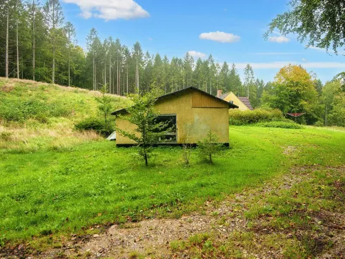 Lakeside Holiday Home with Forest - Wifi