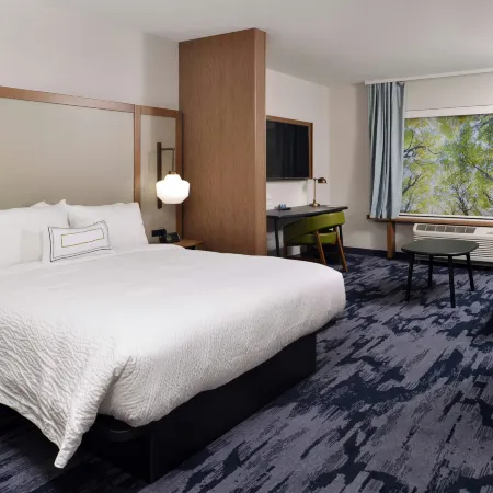 Fairfield Inn & Suites Canton