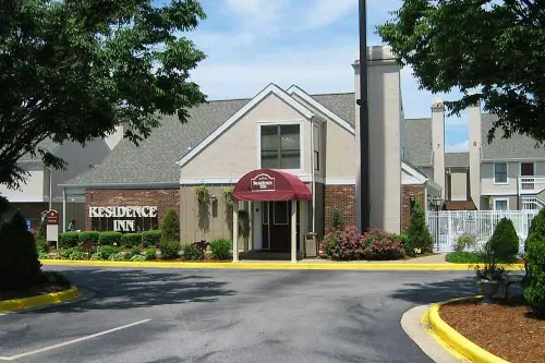 Residence Inn Louisville East - parking