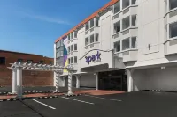 Spark by Hilton Kansas City Plaza Streetcar - 2-Star