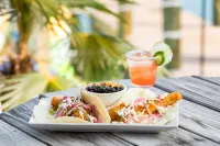 Fairfield Inn & Suites Marathon Florida Keys - sarapan