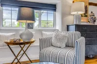Rosalie Cottage - Boutique