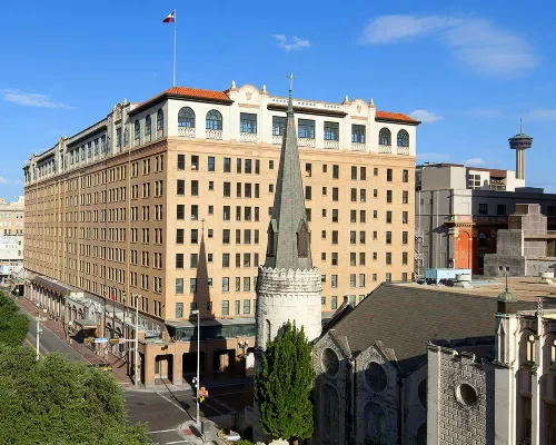 The St. Anthony, a Luxury Collection Hotel, San Antonio Hotels near Herrera Park
