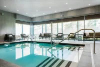 AC Hotel by Marriott Boston Cambridge - Pools