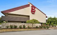 Red Roof Inn Fairmont - Motels