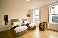 Central Studios Gloucester Place - parkir