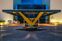 Live Aqua Beach Resort Cancun - parking
