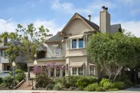 Victorian Inn - parking