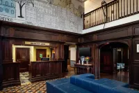 Irish Cottage Inn & Suites - Pysäköinti