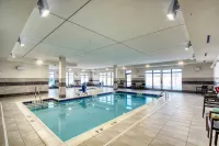 Courtyard Fargo - Pools