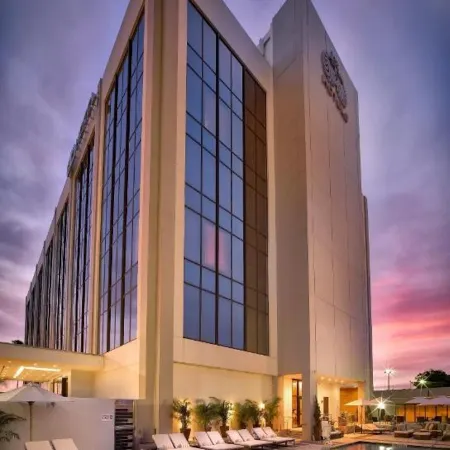 EB Hotel Miami Airport