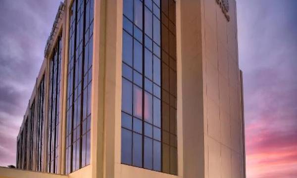 EB Hotel Miami Airport