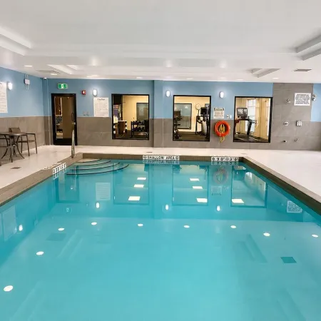 Holiday Inn Express & Suites OTTAWA WEST - NEPEAN by IHG