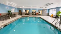 Holiday Inn Express & Suites OTTAWA WEST - NEPEAN by IHG - Pool