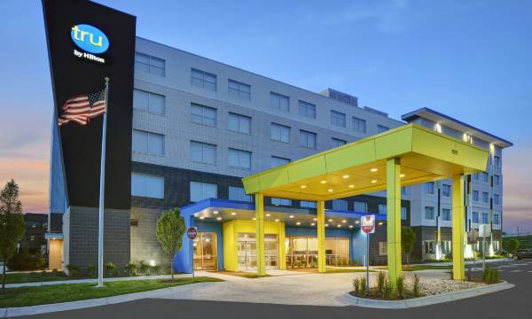 Tru by Hilton Troy Detroit