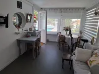 Small 30m2 house for 2 people on private property with swimming pool - 2 stelle